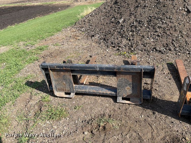 image for item FK0087 Skid steer forks