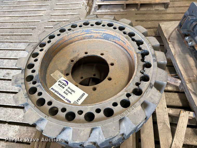 image for item FK0089 (10) tires and wheels