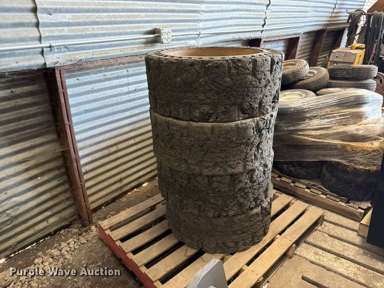 image for item FK0089 (10) tires and wheels