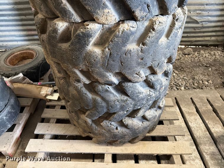 image for item FK0089 (10) tires and wheels