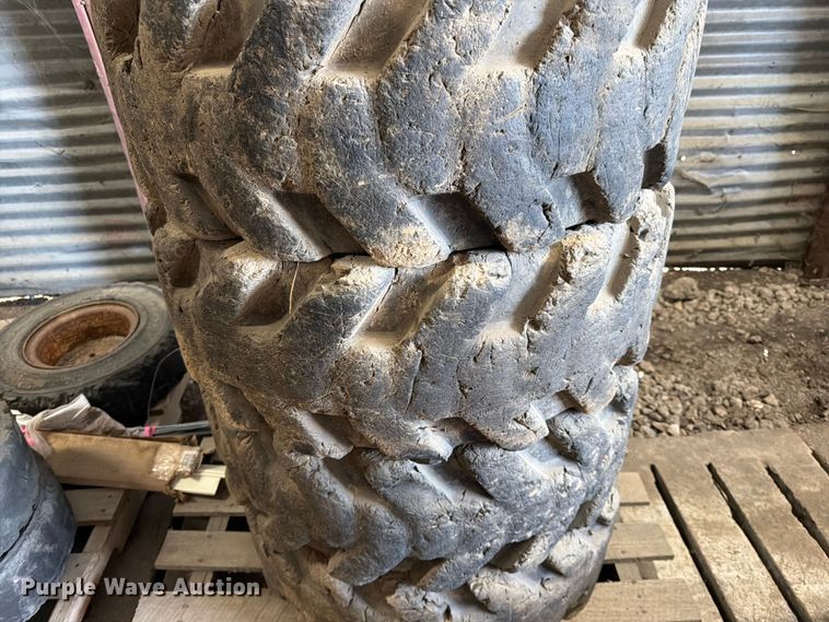 image for item FK0089 (10) tires and wheels