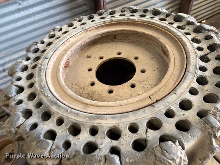 image for item FK0089 (10) tires and wheels