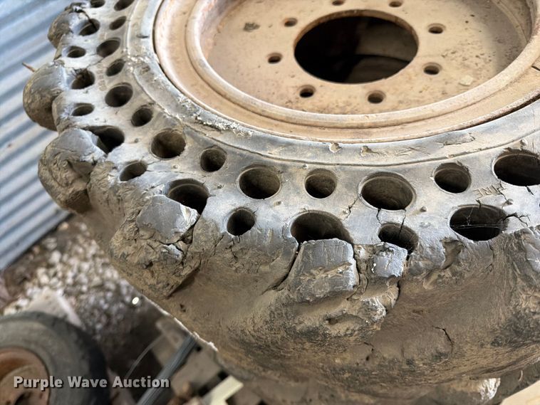 image for item FK0089 (10) tires and wheels