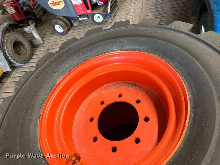 image for item FK0090 (4) Outrigger 33x15.5-16.5 tires and wheels