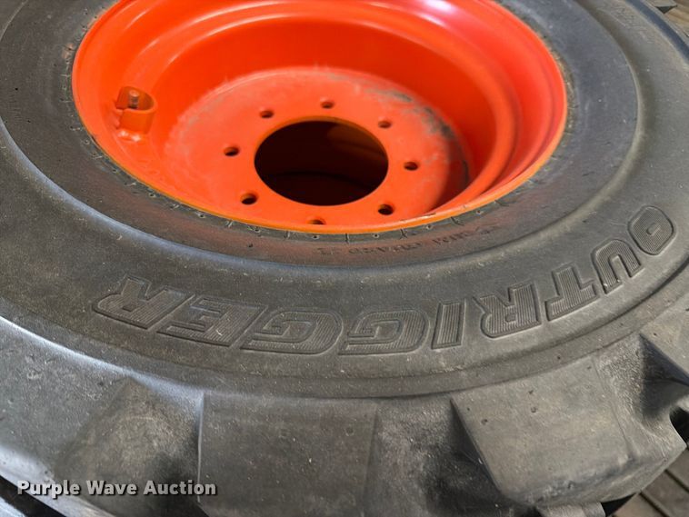 image for item FK0090 (4) Outrigger 33x15.5-16.5 tires and wheels