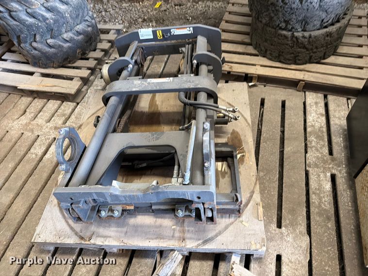 image for item FK0091 Mitsubishi forklift mast