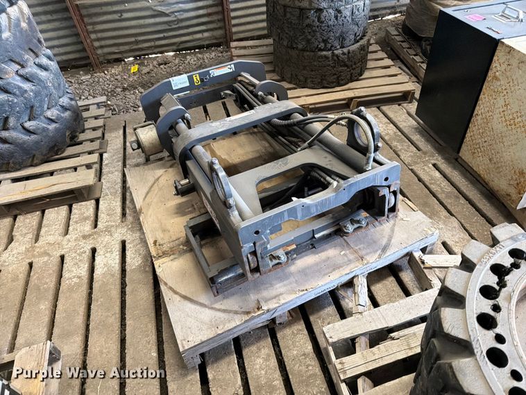 image for item FK0091 Mitsubishi forklift mast