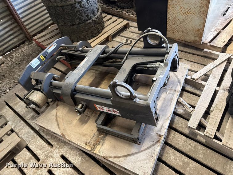 image for item FK0091 Mitsubishi forklift mast