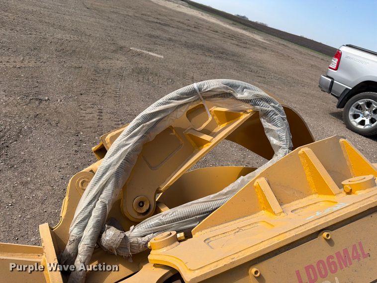 image for item FK0093 Ledi LD06M4L excavator grapple
