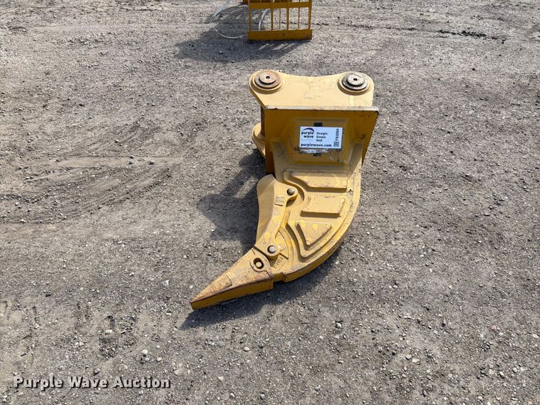 image for item FK0094 Excavator ripper tooth