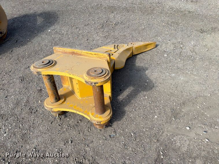 image for item FK0094 Excavator ripper tooth