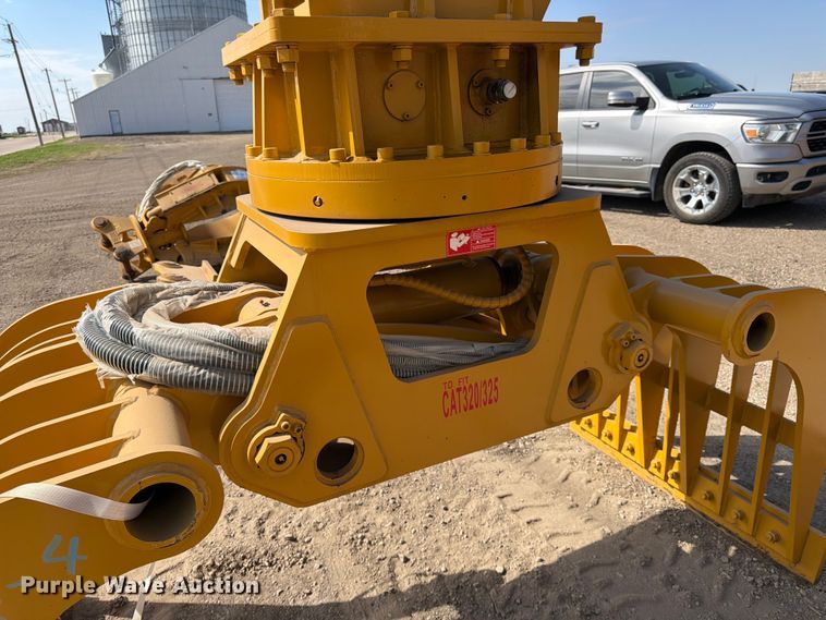 image for item FK0096 Ledi LD200MQ excavator grapple