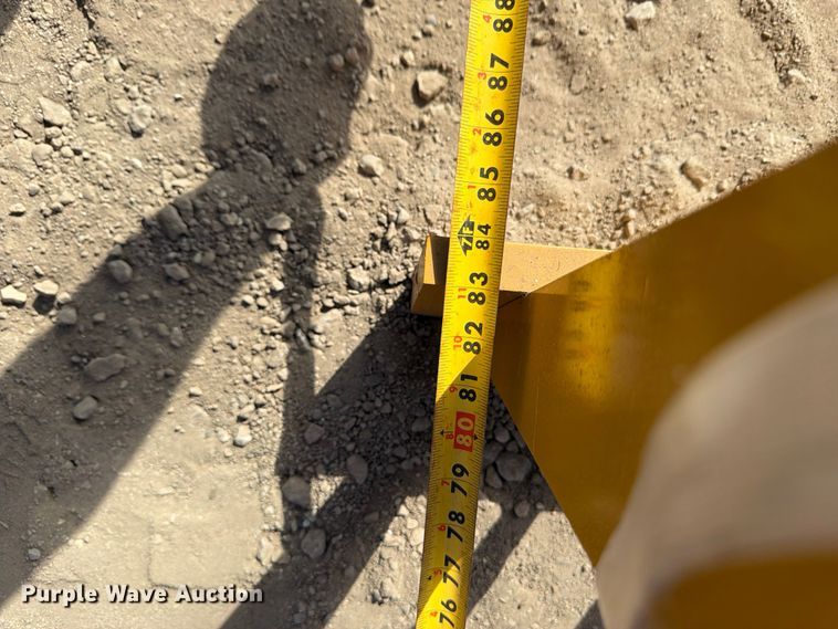 image for item FK0096 Ledi LD200MQ excavator grapple