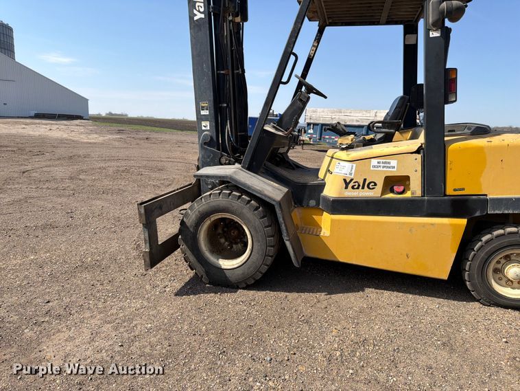 image for item FK0097 Yale GDP11MJNPBV105 forklift