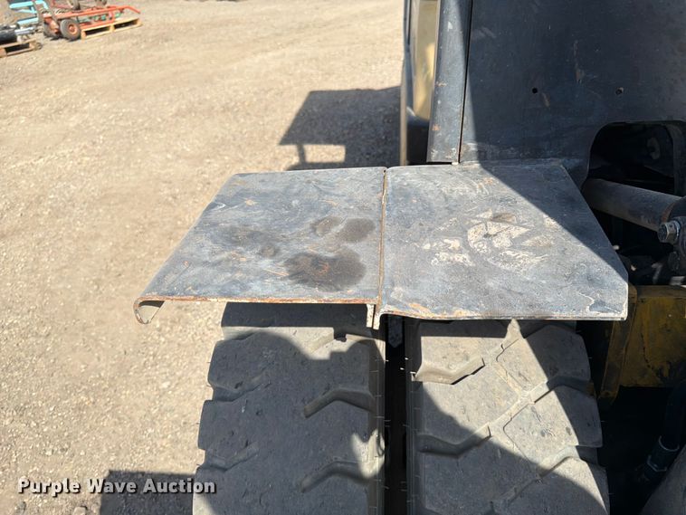 image for item FK0097 Yale GDP11MJNPBV105 forklift