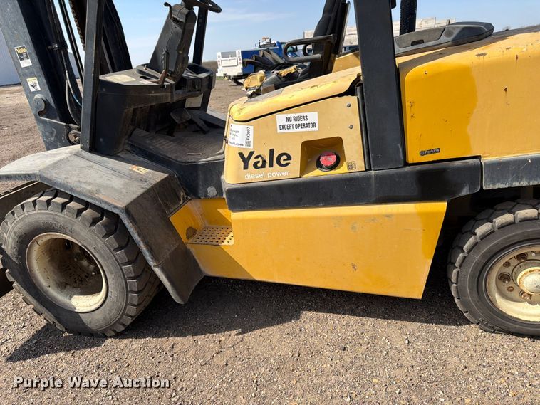 image for item FK0097 Yale GDP11MJNPBV105 forklift