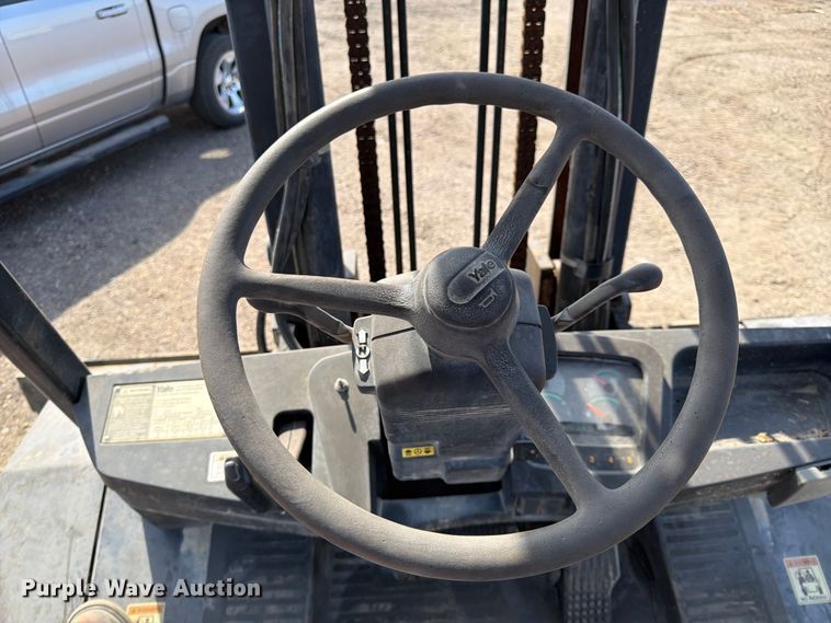 image for item FK0097 Yale GDP11MJNPBV105 forklift