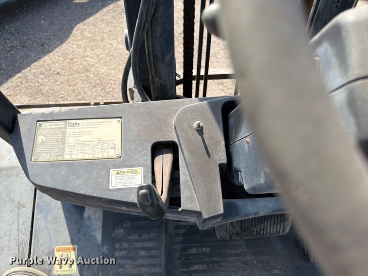 image for item FK0097 Yale GDP11MJNPBV105 forklift