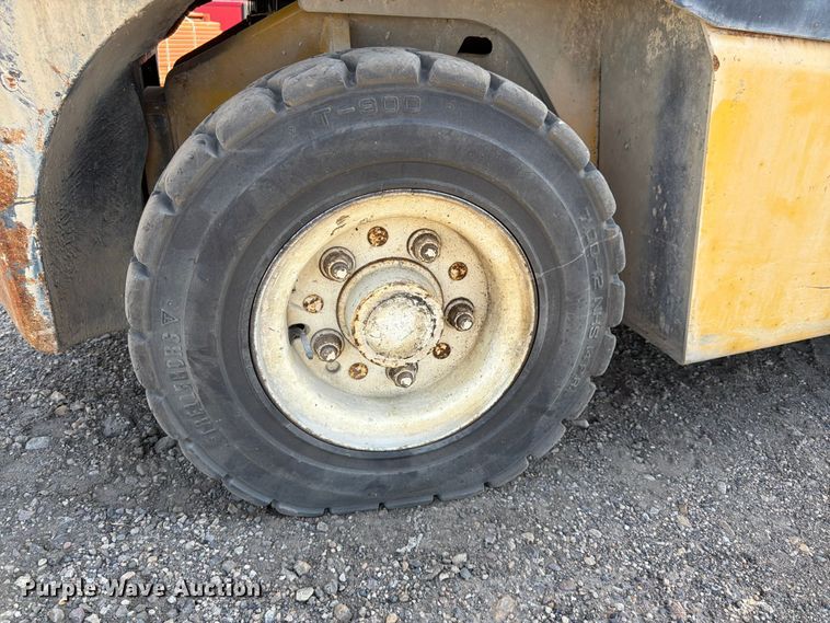 image for item FK0097 Yale GDP11MJNPBV105 forklift