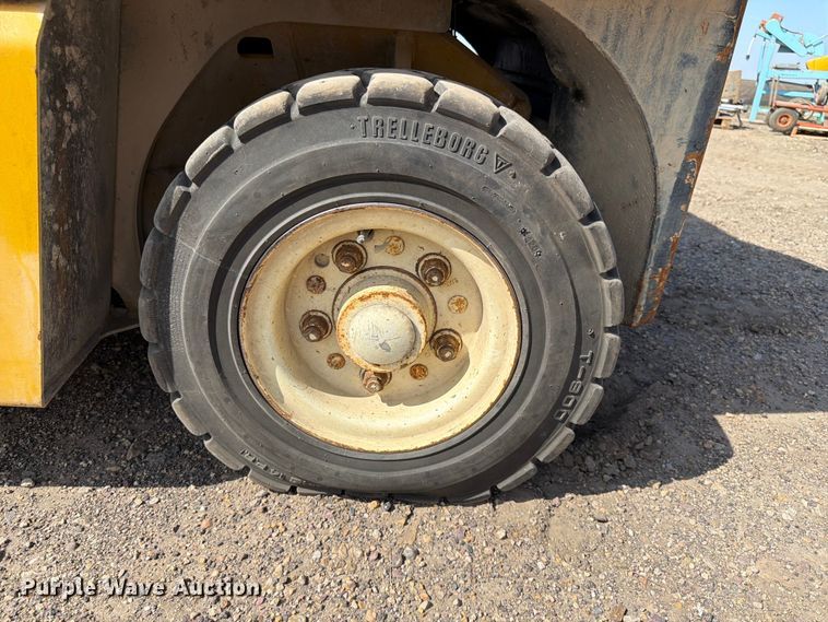 image for item FK0097 Yale GDP11MJNPBV105 forklift