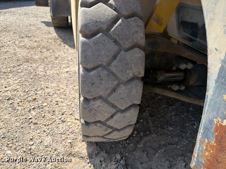 image for item FK0097 Yale GDP11MJNPBV105 forklift