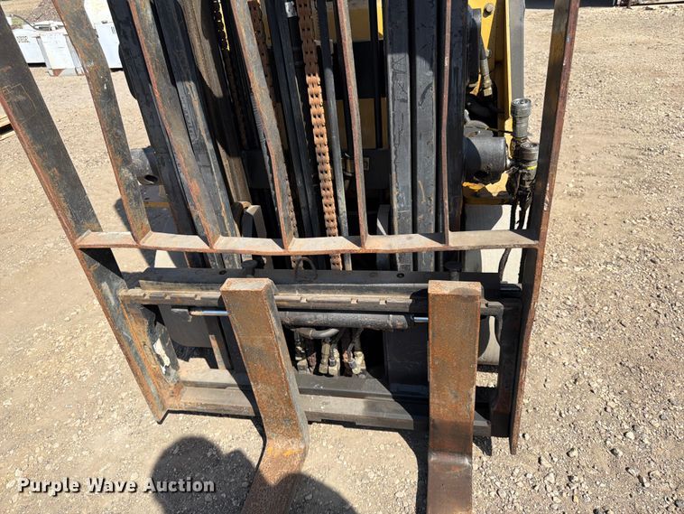 image for item FK0099 Caterpillar C5000 forklift