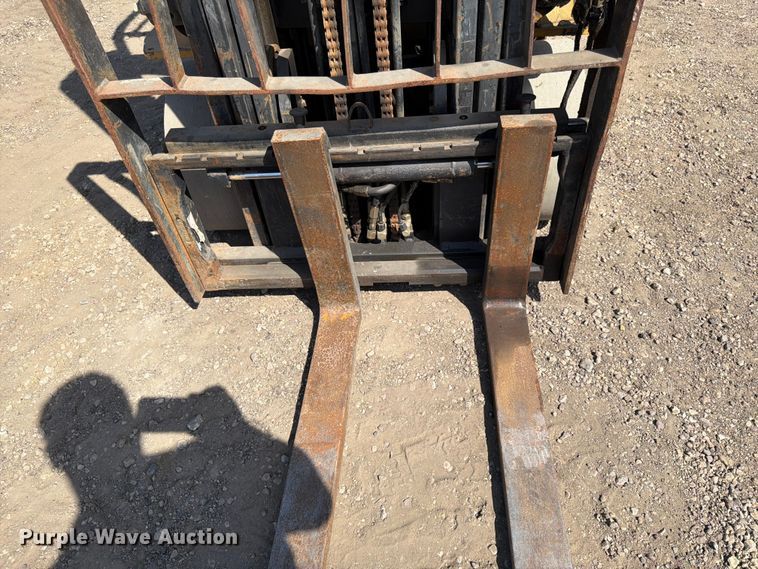 image for item FK0099 Caterpillar C5000 forklift