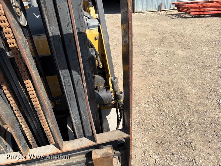 image for item FK0099 Caterpillar C5000 forklift