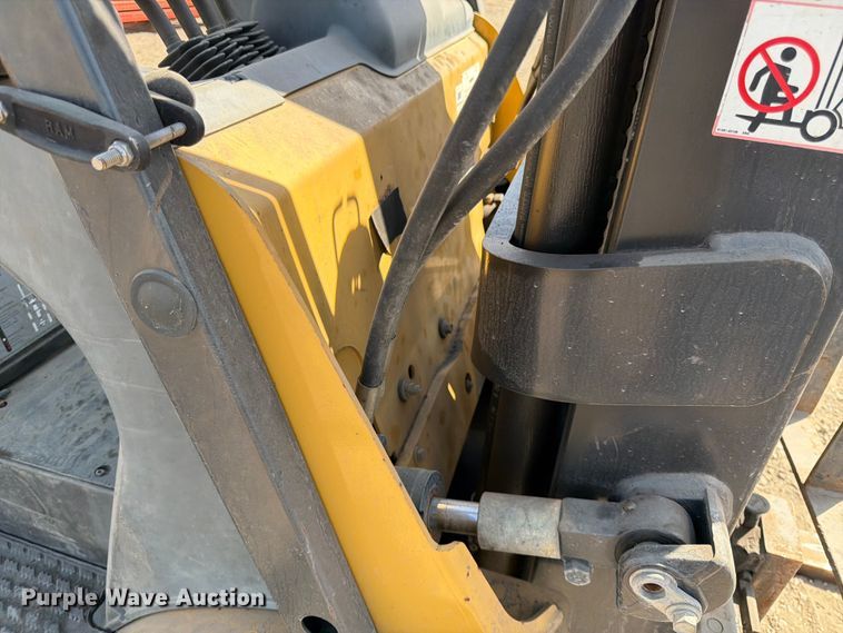 image for item FK0099 Caterpillar C5000 forklift