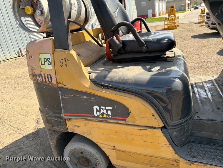 image for item FK0099 Caterpillar C5000 forklift