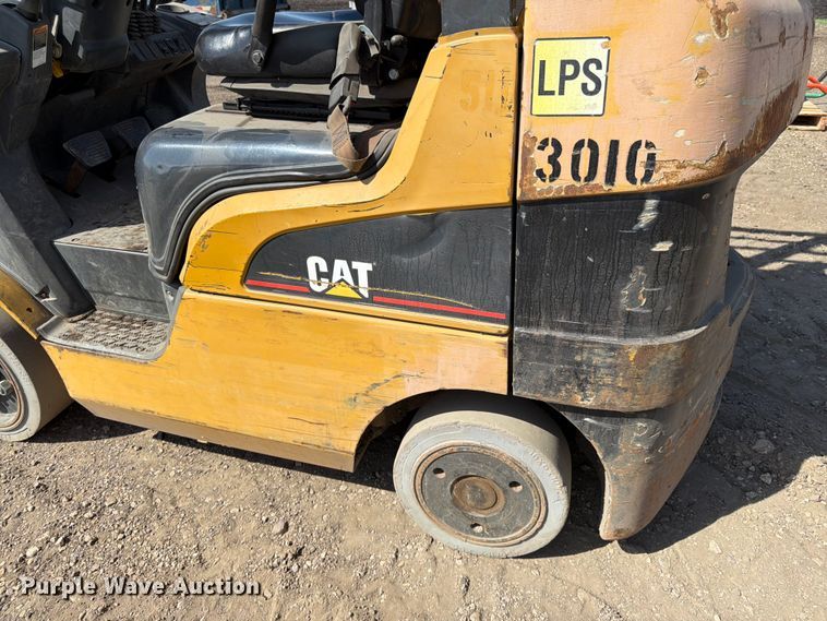 image for item FK0099 Caterpillar C5000 forklift