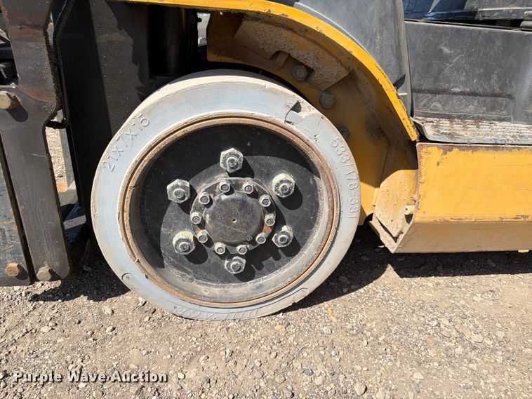image for item FK0099 Caterpillar C5000 forklift