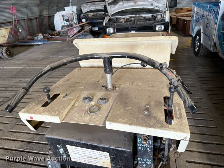 image for item FK0102 Indy IE-B-16 concrete buggy