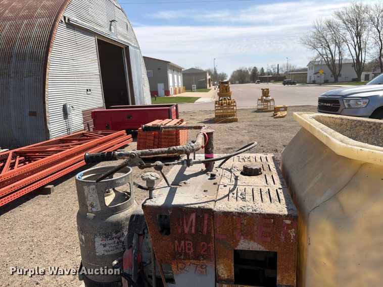 image for item FK0103 Miller MB21 concrete buggy