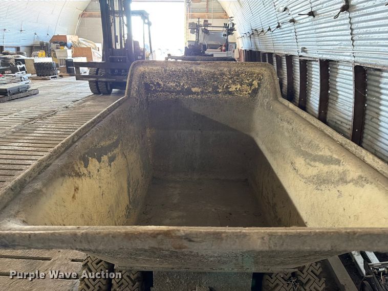 image for item FK0104 Indy IEPB-16 concrete buggy