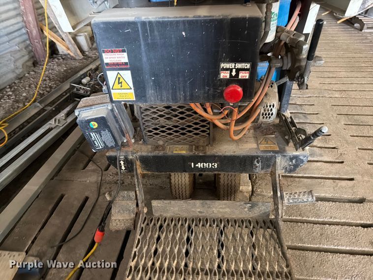 image for item FK0104 Indy IEPB-16 concrete buggy