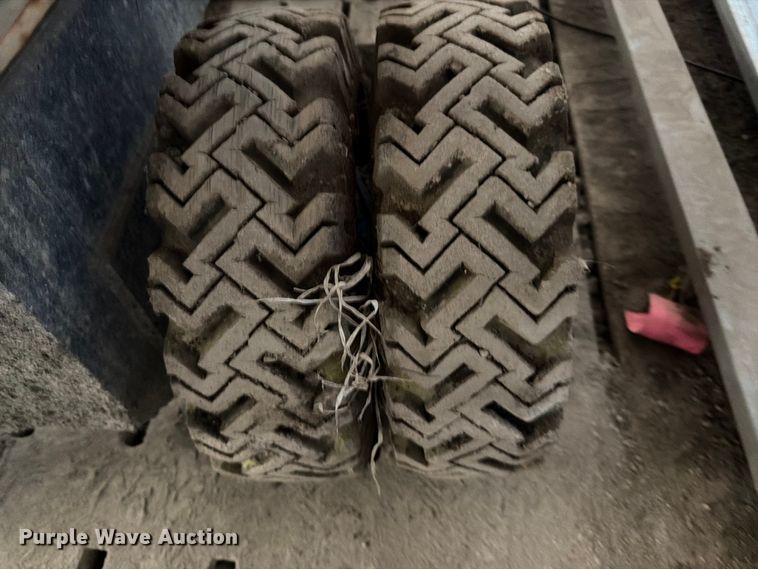 image for item FK0104 Indy IEPB-16 concrete buggy