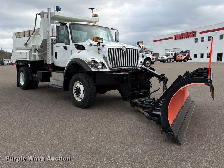 image for item FK0105 2018 International 7400 dump truck