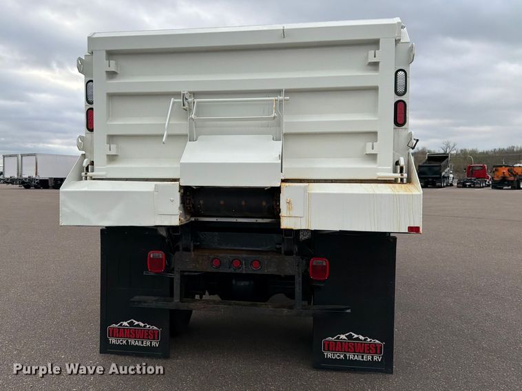 image for item FK0105 2018 International 7400 dump truck