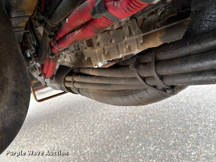 image for item FK0105 2018 International 7400 dump truck