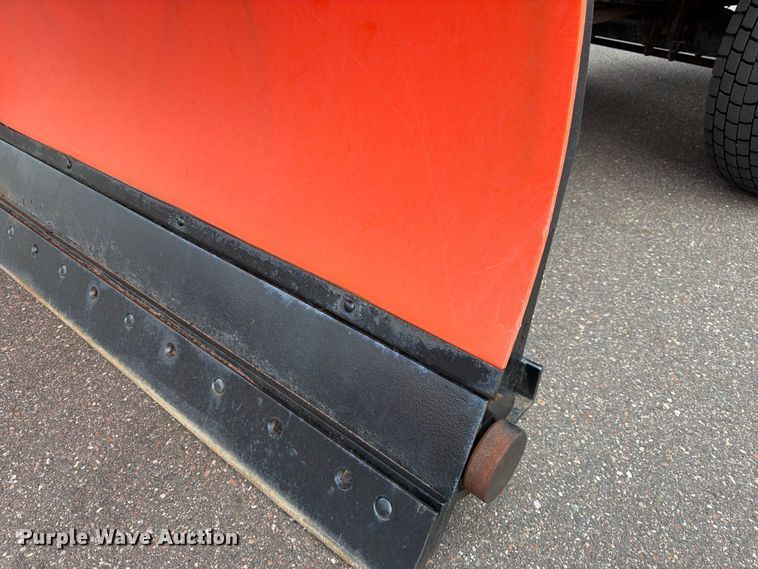 image for item FK0105 2018 International 7400 dump truck