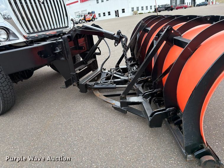 image for item FK0105 2018 International 7400 dump truck