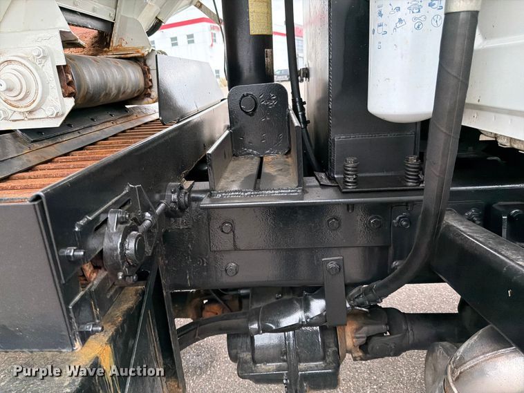 image for item FK0105 2018 International 7400 dump truck