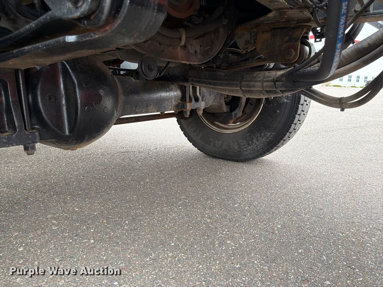 image for item FK0105 2018 International 7400 dump truck