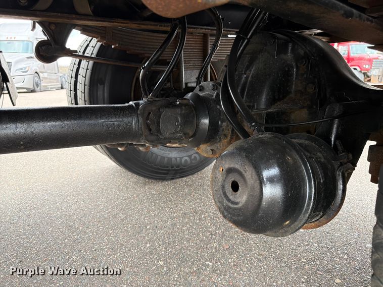 image for item FK0105 2018 International 7400 dump truck