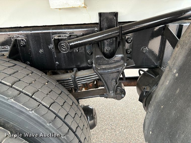 image for item FK0105 2018 International 7400 dump truck