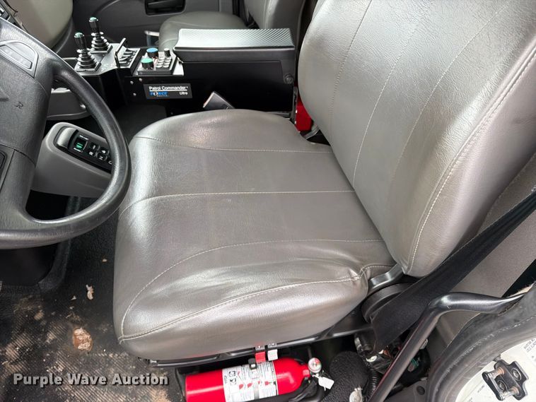 image for item FK0105 2018 International 7400 dump truck