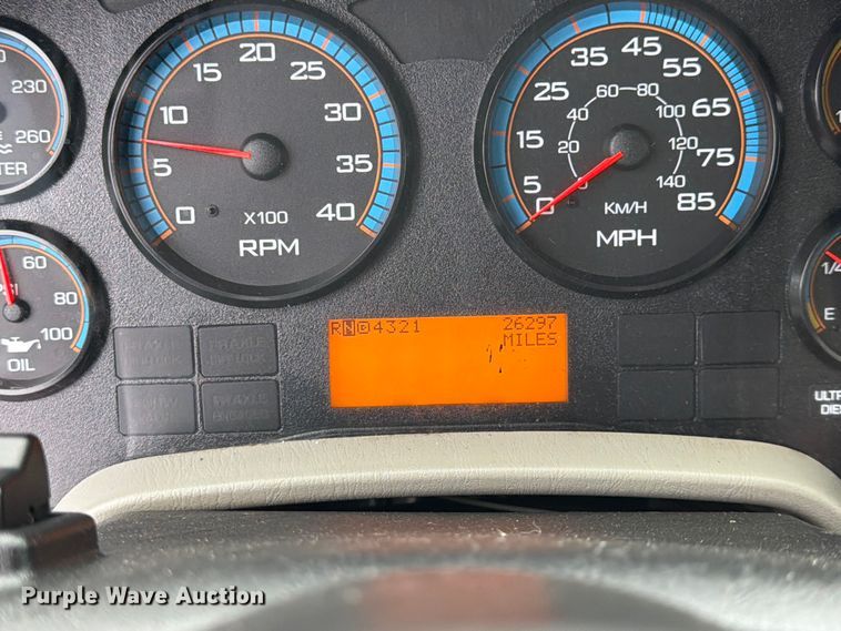 image for item FK0105 2018 International 7400 dump truck