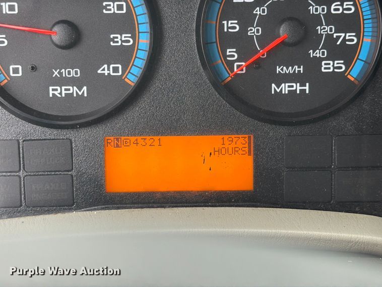 image for item FK0105 2018 International 7400 dump truck