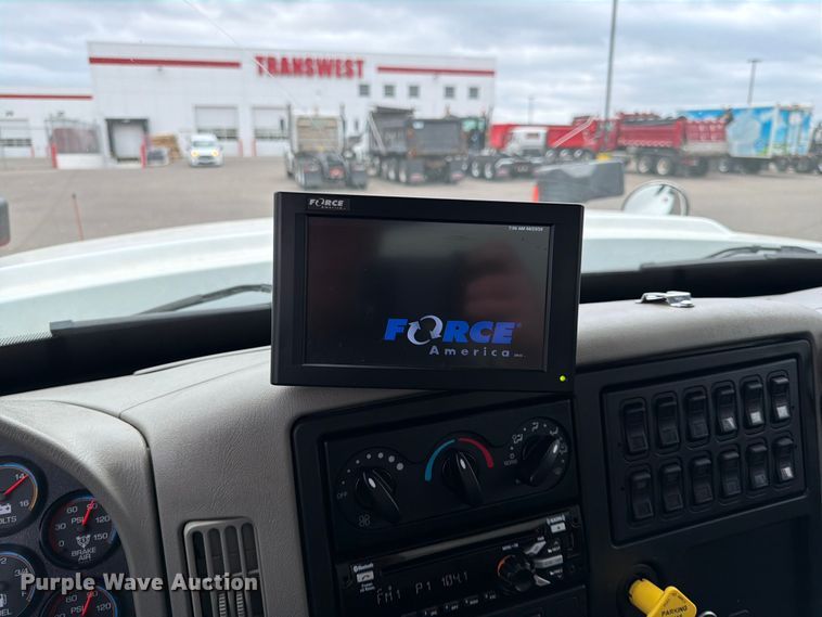 image for item FK0105 2018 International 7400 dump truck